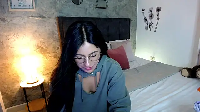 isa_cruzx webcam