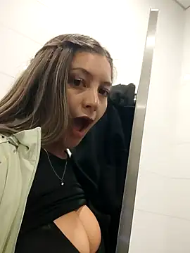 alana_69 webcam
