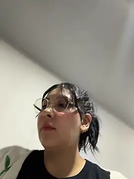 KittyObsession webcam