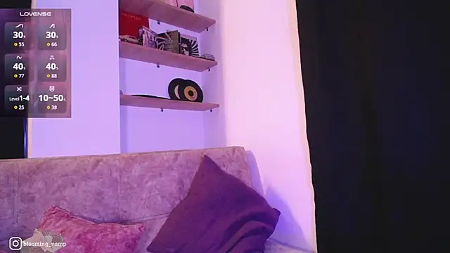 dark__nymph webcam