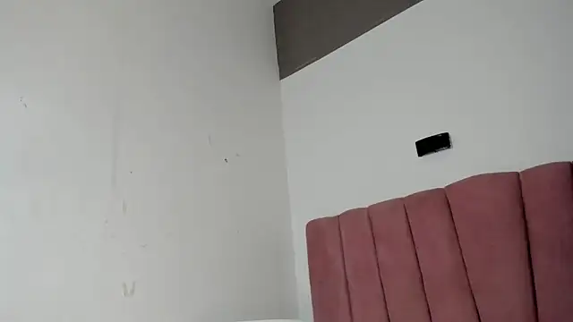 Tahira_21_ webcam