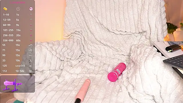 Sexydoll112 webcam