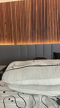 EmiilyAdams_ webcam