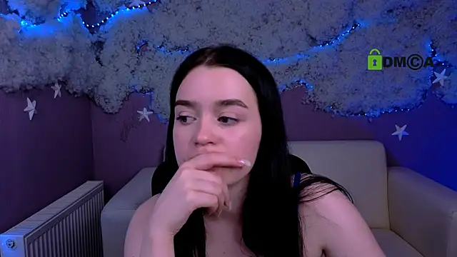 monica_xcx webcam