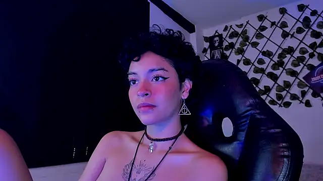Anny_Kiitty webcam