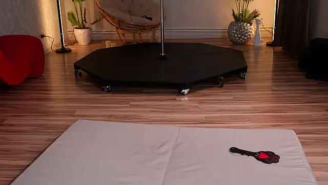 KittyCaitlin webcam