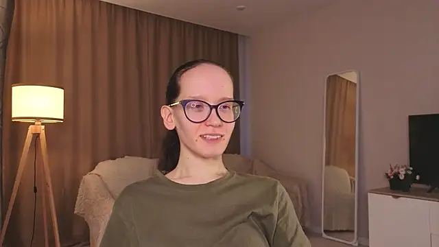BettyBrowni webcam