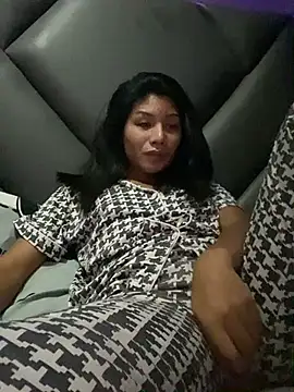 maxxinemorenats - MaxxineMorenaTs's free webcam - UK Sex Cams