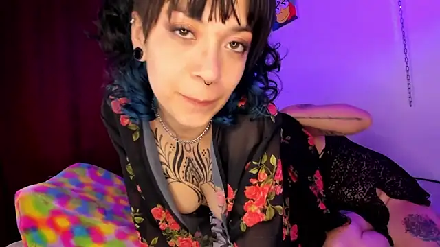 dungeongirls webcam