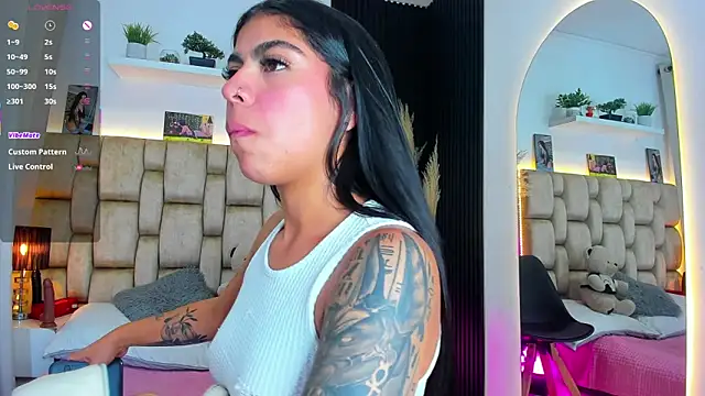 little_sophie18 webcam