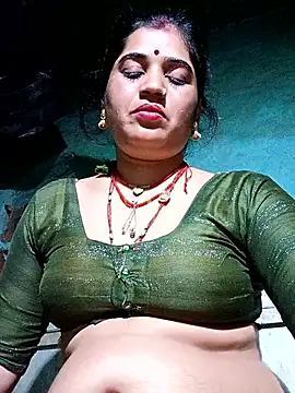 Hot_kamla