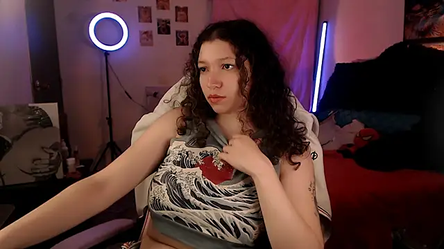 AllyDonfort webcam