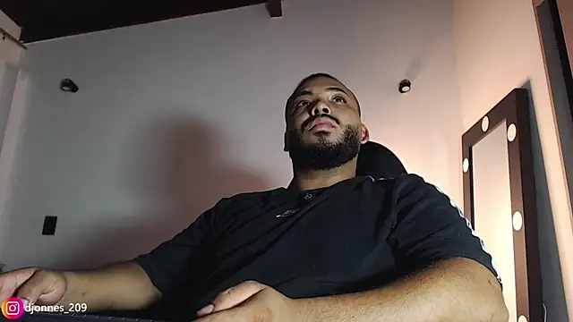 DilanJonnes_ webcam