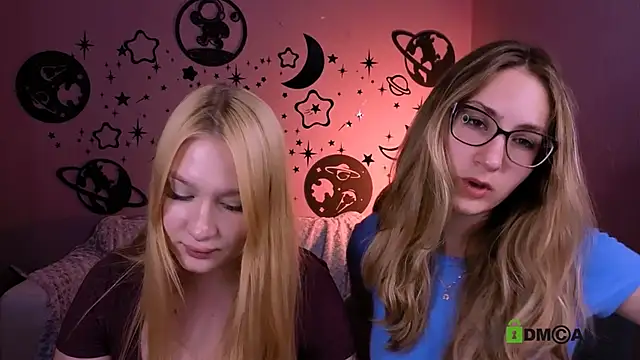 playful_sophie webcam