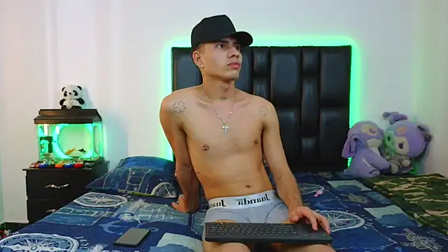 Dereek_Hot webcam
