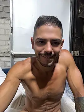 Warrior_Gape webcam