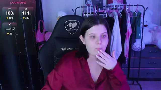 AmyVibess webcam