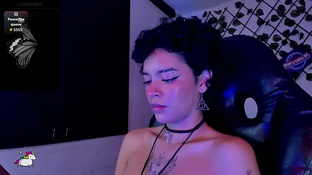 Anny_Kiitty webcam