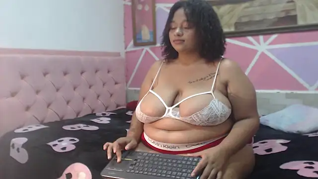 Doll_rihana webcam