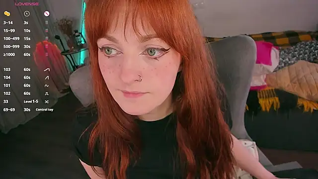 Alice_CutePerv webcam