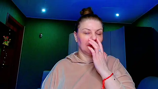 VeronikawGold webcam