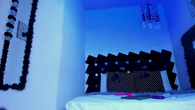 isis_jhempss webcam