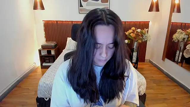 KatherineBond webcam