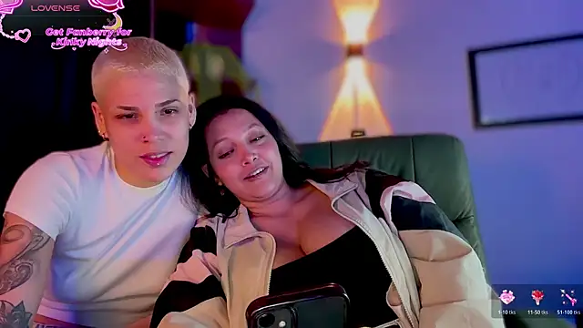 MarcellaGriffin webcam