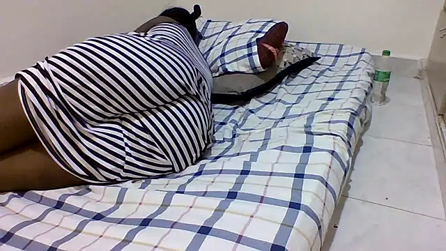 sweetelle09 webcam