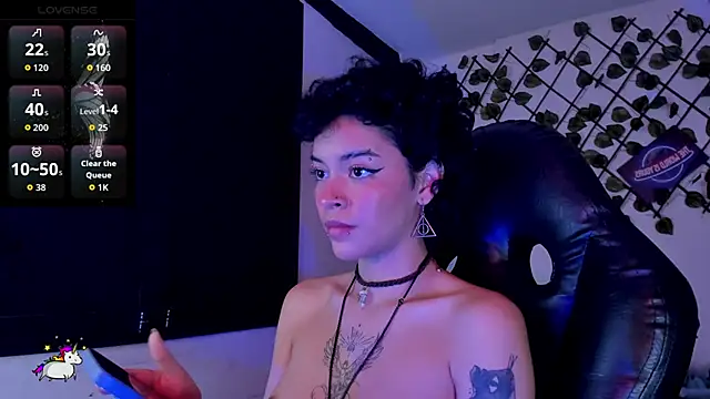Anny_Kiitty webcam