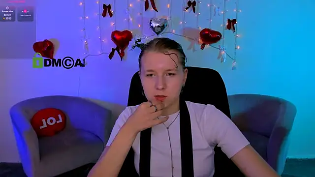 gloria_bubble webcam