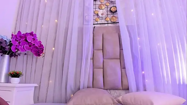 CannelaSmith webcam