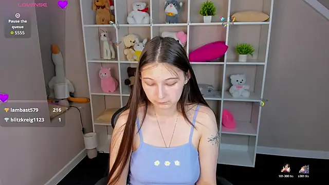 Ella_Burns webcam