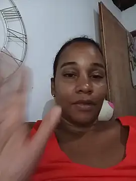 EbonyHorrny webcam