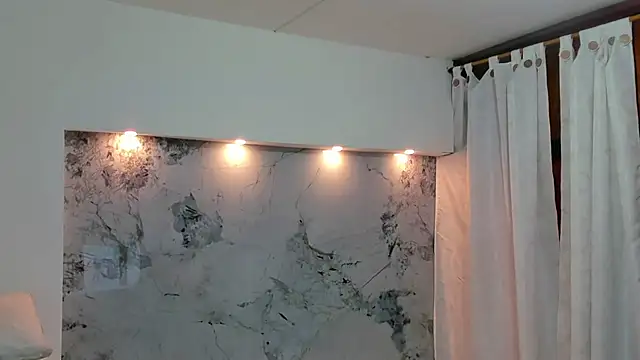 Ambeer_red1 webcam
