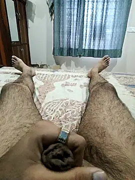 Tall_Hairy_Man webcam