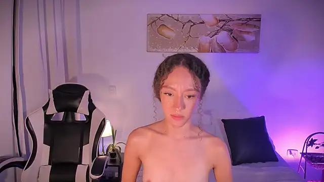 ChloeMoreti webcam