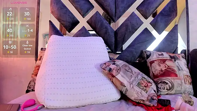annie_vega17_ webcam
