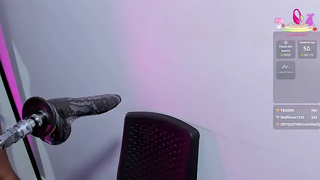klhoe_boobs webcam
