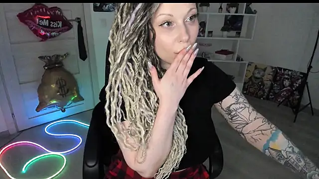 HoneySallyMoore webcam