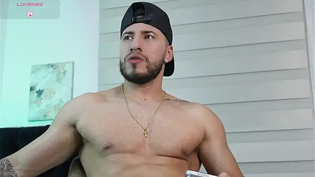 Thiago_Hill webcam