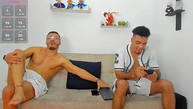 heteros_curious webcam