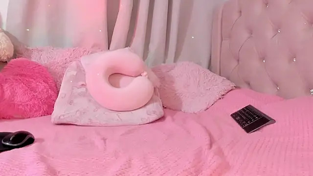 Abby-02 webcam