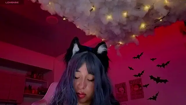 Celeste_Bauman webcam