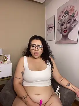 AlmaraRouge webcam