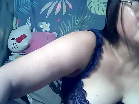 amazing_angel22 - Amazing_Angel22's free webcam - UK Sex Cams
