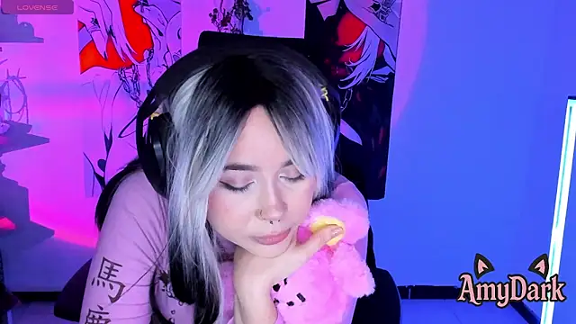 _AmyDark webcam