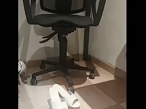 AgnesCross39 webcam