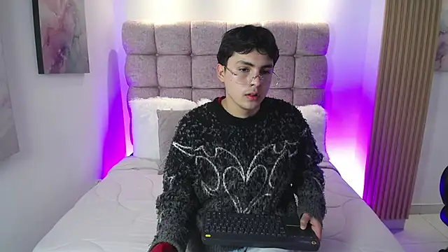 Samu_Hott webcam