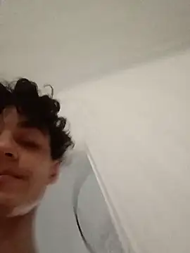 --hot-boy-- webcam
